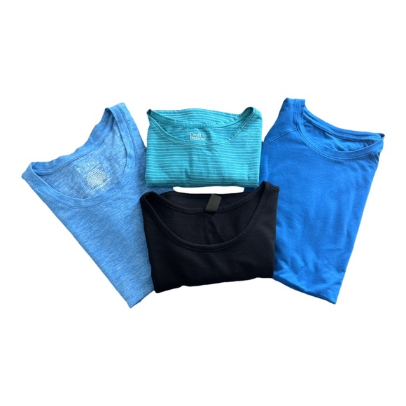 Women’s T-shirt Bundle Set of 4 Size Large - Picture 1 of 14